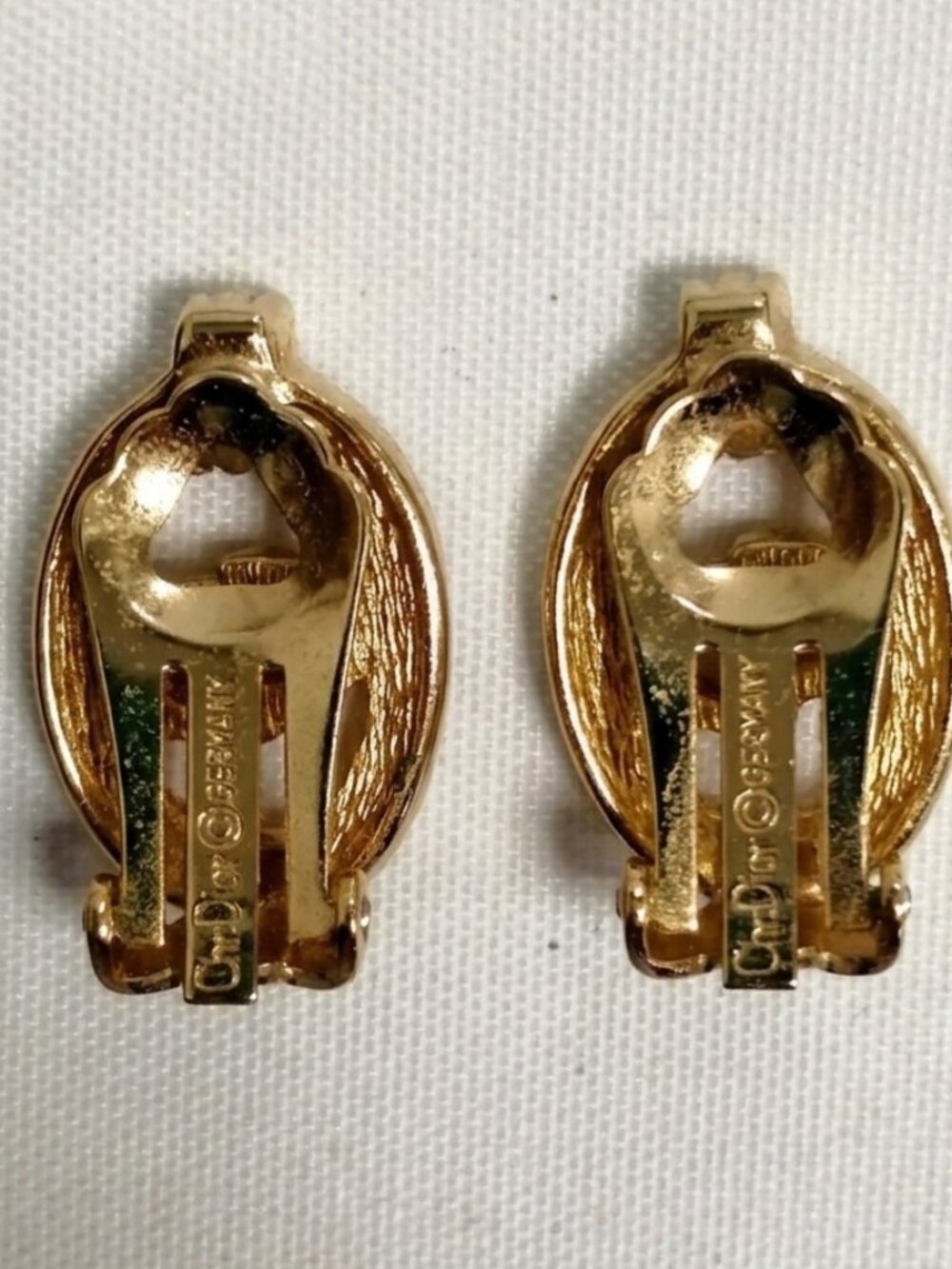 Authentic Vintage Christian Dior Gold Tone Rhinestone Clip-On Earrings - Picture 4 of 4